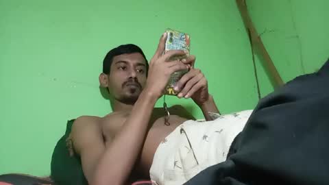 Snapshot of interne8famous chatting on 10.01.25 interne8famous online show from 10.01.25