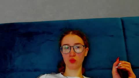 Bernadette  Join  online show from 04.12.26