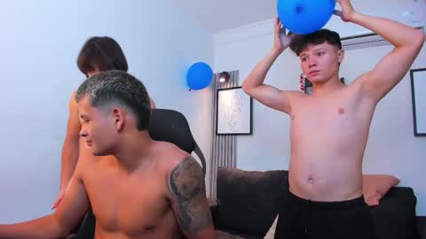 Damian Sam Jack Daniel and James online show from 09.18.25