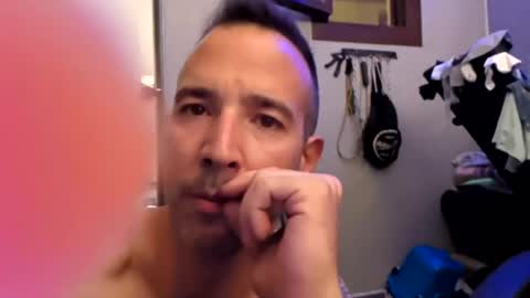 Snapshot of intheshadowxxx chatting on 06.20.26 intheshadowxxx online show from 06.20.26