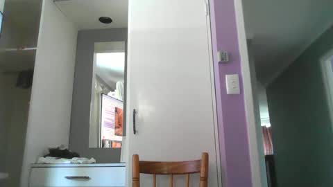 Snapshot of inxs2much chatting on 12.31.24 inxs2much online show from 12.31.24