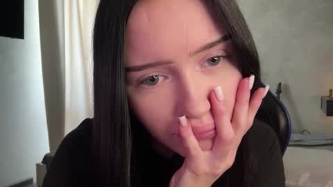 Snapshot of iraidaheredia chatting on 03.16.26 Morana online show from 03.16.26