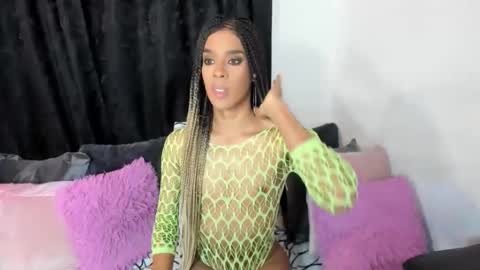 Irene Aguirre online show from 03.08.25