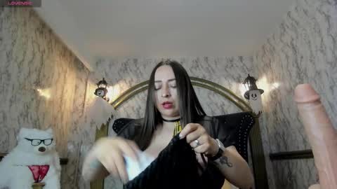 Irenne Wilson Online 0700 to 1400 gmt-5 online show from 10.21.25