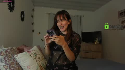 Snapshot of irina_05 chatting on 01.04.25 IRINA online show from 01.04.25