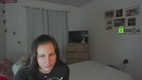 Snapshot of irina_05 chatting on 01.14.25 IRINA online show from 01.14.25