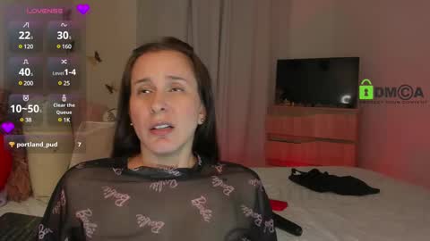 Snapshot of irina_05 chatting on 03.11.25 IRINA online show from 03.11.25