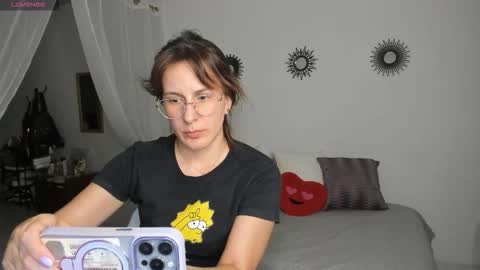 Snapshot of irina_05 chatting on 10.31.25 IRINA online show from 10.31.25