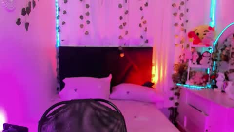 Snapshot of irina_lechera_ chatting on 04.21.26 Irina online show from 04.21.26