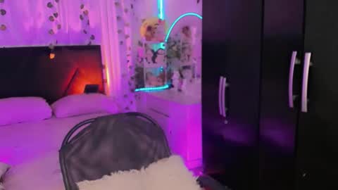 Snapshot of irina_lechera_ chatting on 04.25.26 Irina online show from 04.25.26