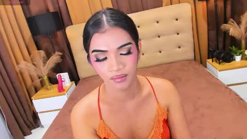 Snapshot of irina_woodshakylishxx chatting on 12.18.25 IRINAA online show from 12.18.25