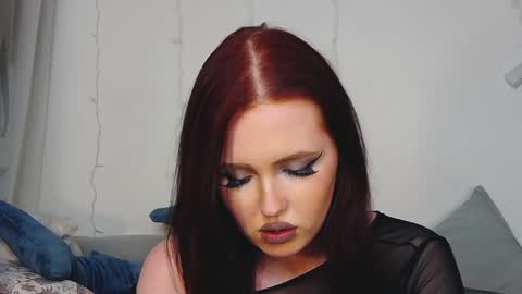 Snapshot of irinaart chatting on 01.14.25 Irina online show from 01.14.25