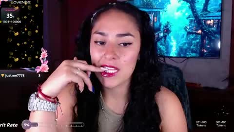 Snapshot of iris_colette chatting on 05.10.26 iris_colette online show from 05.10.26