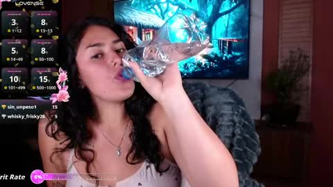 Snapshot of iris_colette chatting on 06.10.26 iris_colette online show from 06.10.26