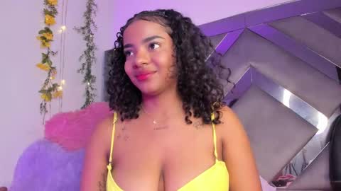 Snapshot of iris_hott1 chatting on 01.09.25 iris online show from 01.09.25