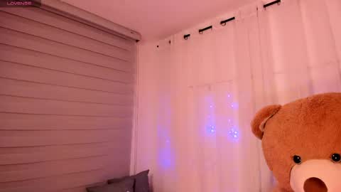 iris_hottt0 online show from 04.24.26