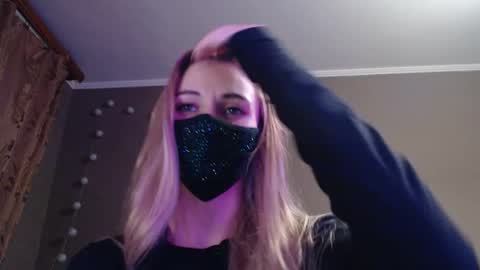 Lily online show from 10.27.25