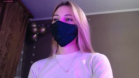 Lily online show from 11.08.25