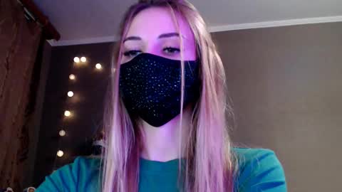 Lily online show from 01.05.26