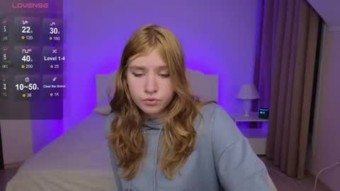 Snapshot of iris_rain chatting on 10.12.25 Iris  online show from 10.12.25