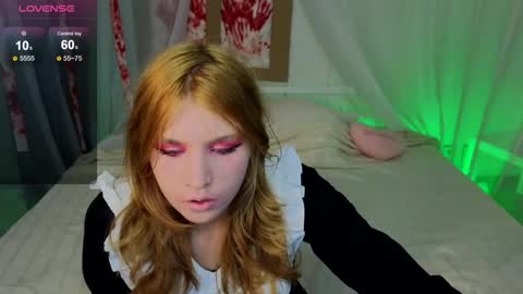 Snapshot of iris_rain chatting on 10.18.25 Iris  online show from 10.18.25