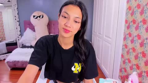 Iris online show from 12.06.24