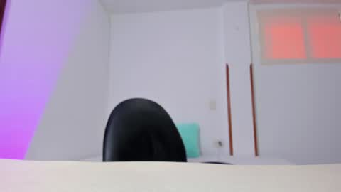 Iris online show from 12.22.24