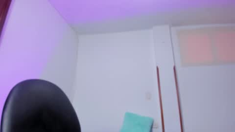 Iris online show from 01.15.25