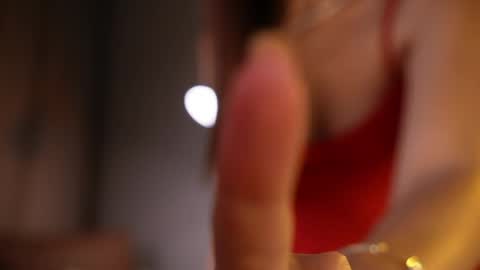 Iris online show from 04.18.26