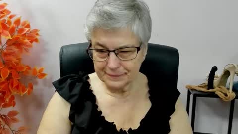 I R I S online show from 09.16.25