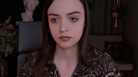 Iris online show from 12.12.24