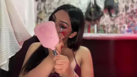 Snapshot of iriss_fox chatting on 04.19.26 iriss_fox online show from 04.19.26