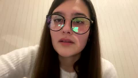 irisss31 online show from 02.26.25