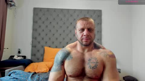 Snapshot of ironhulk22 chatting on 03.01.26 ironhulk22 online show from 03.01.26