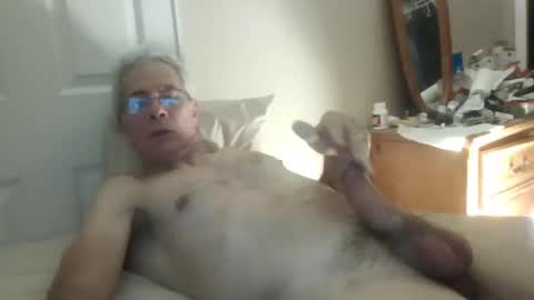 irrintzi60 online show from 12.04.25