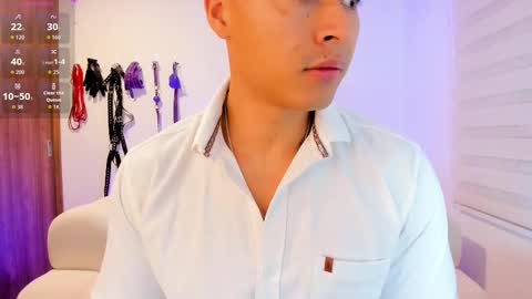 Snapshot of irvinepassion chatting on 02.14.26 WILL ANDREW online show from 02.14.26