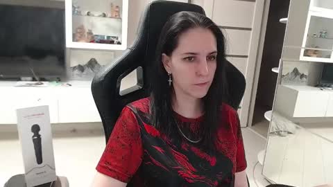 Irwi Tomboy online show from 02.23.25