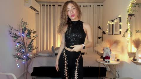 isa_____ online show from 12.28.24