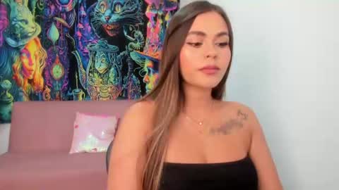 Snapshot of isa_bella111 chatting on 07.22.26 Isa Bella online show from 07.22.26