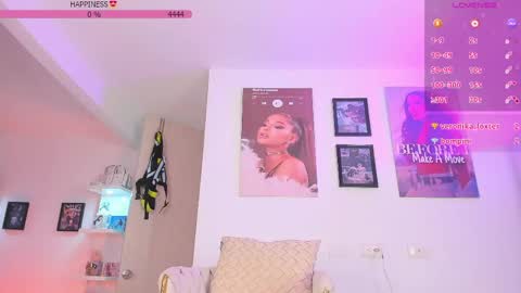 Snapshot of isa_greey chatting on 04.29.26 isabella online show from 04.29.26