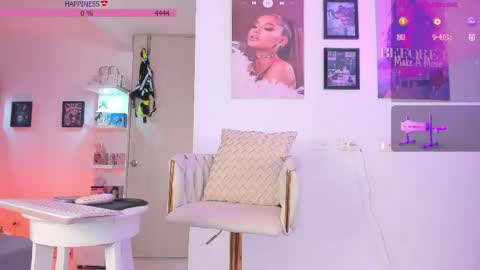 Snapshot of isa_greey chatting on 05.03.26 isabella online show from 05.03.26