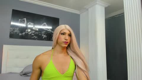 Isa Lancaster online show from 02.03.25