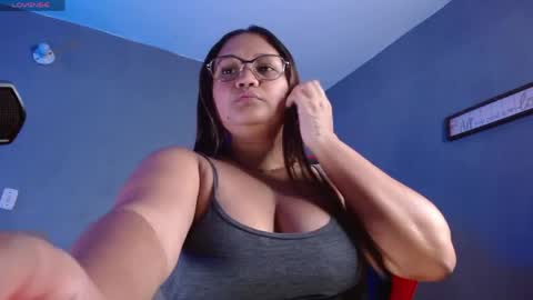 Snapshot of isa_salvatore chatting on 05.19.26 isa_salvatore online show from 05.19.26