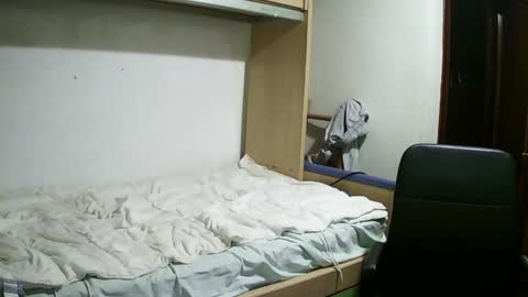 Isaac99c online show from 02.03.25