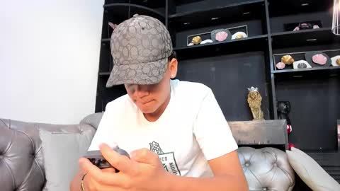 Isaac  online show from 11.23.25