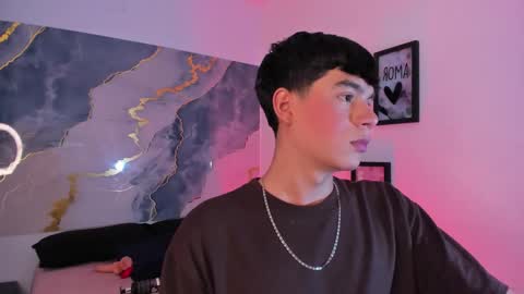 Isaac Kurtt online show from 12.02.25