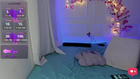 isaac online show from 04.03.26