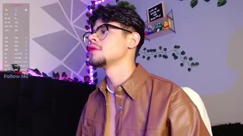 Isaac Saenz. online show from 12.03.24