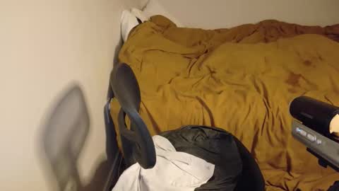 isaac online show from 12.21.25