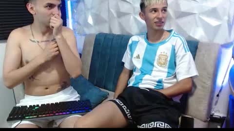 Isaac tan online show from 09.19.25